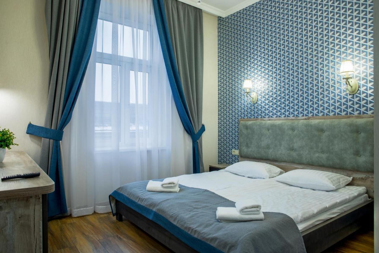 Mini Hotel Barvy Lvova On Horodotska St. 외부 사진