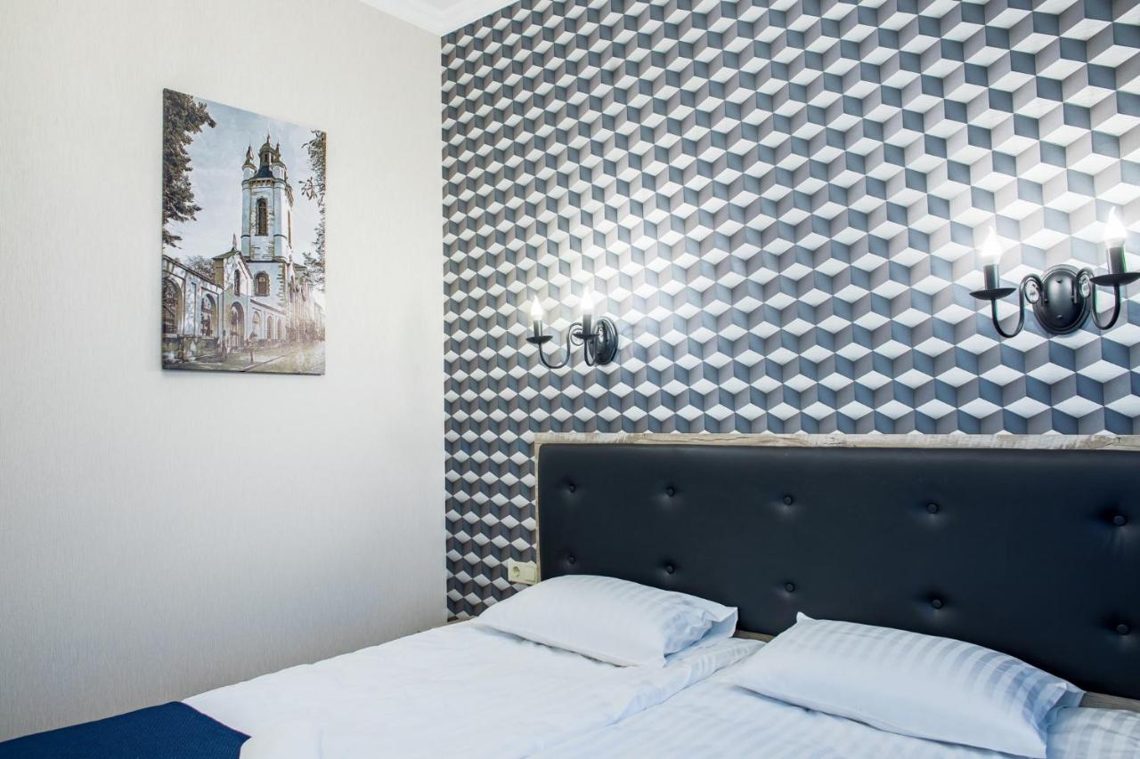 Mini Hotel Barvy Lvova On Horodotska St. 외부 사진