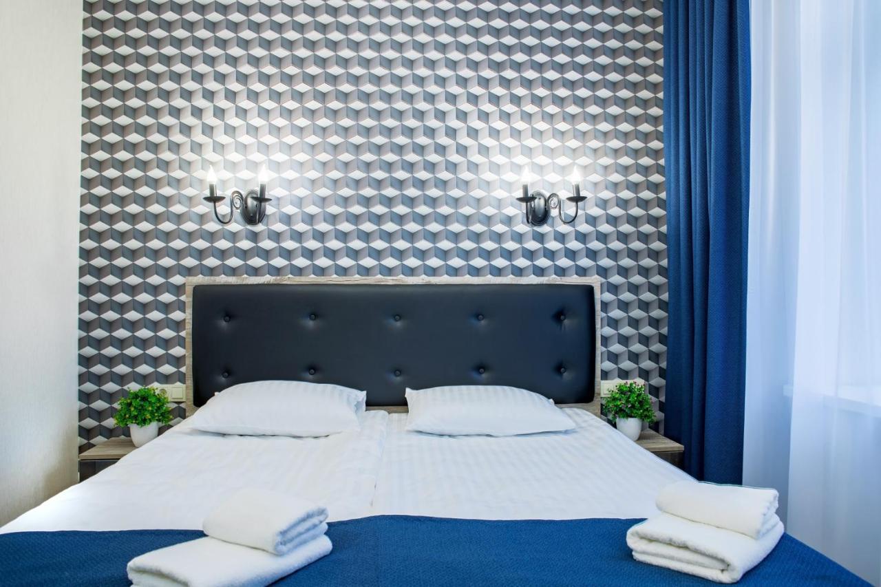 Mini Hotel Barvy Lvova On Horodotska St. 외부 사진