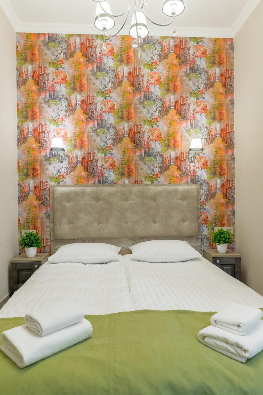 Mini Hotel Barvy Lvova On Horodotska St. 외부 사진
